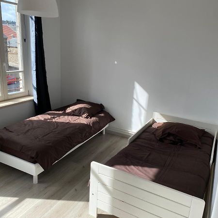 Joli Appartement Avec Parking Gratuit Sur Place 日韦 外观 照片