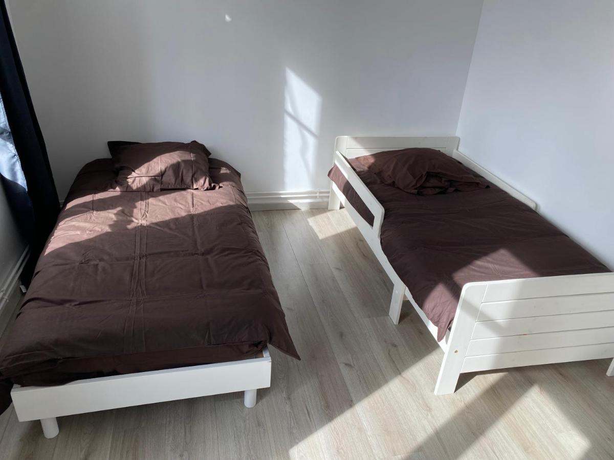 Joli Appartement Avec Parking Gratuit Sur Place 日韦 外观 照片