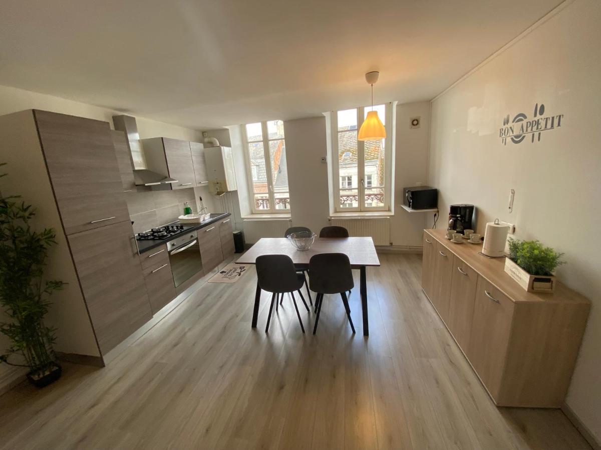 Joli Appartement Avec Parking Gratuit Sur Place 日韦 外观 照片